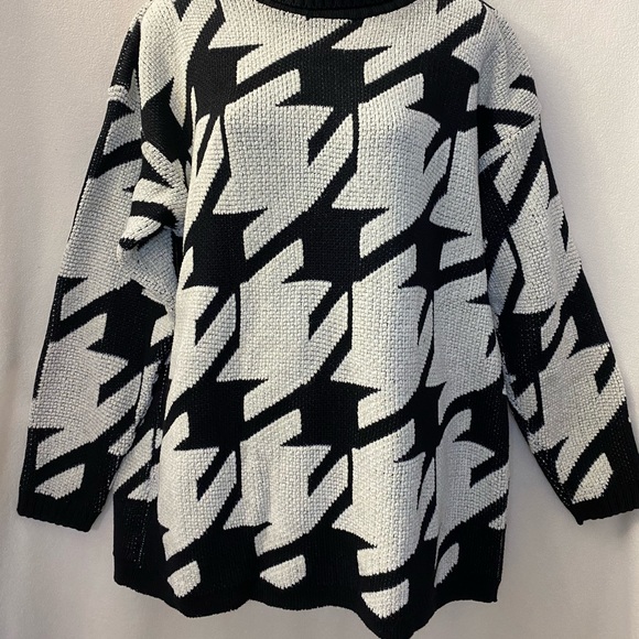 Vintage 80’s Delia McKain Houndstooth Turtle Neck - Picture 1 of 7